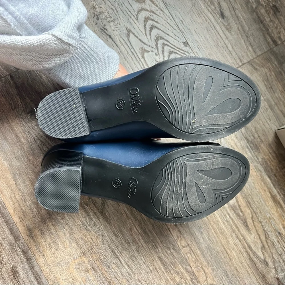 Mia Amore Navy Ivaa Slip-on Soft Toe Block Heel Memory Foam Pumps 8.5 NEW